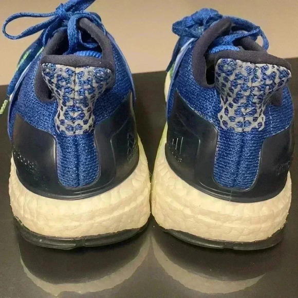 Adidas ultra boots size 8 - Picture 2 of 7
